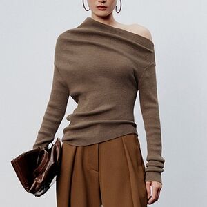 Commense Caramel Asymmetric Neckline Long Sleeve Knit Top XS